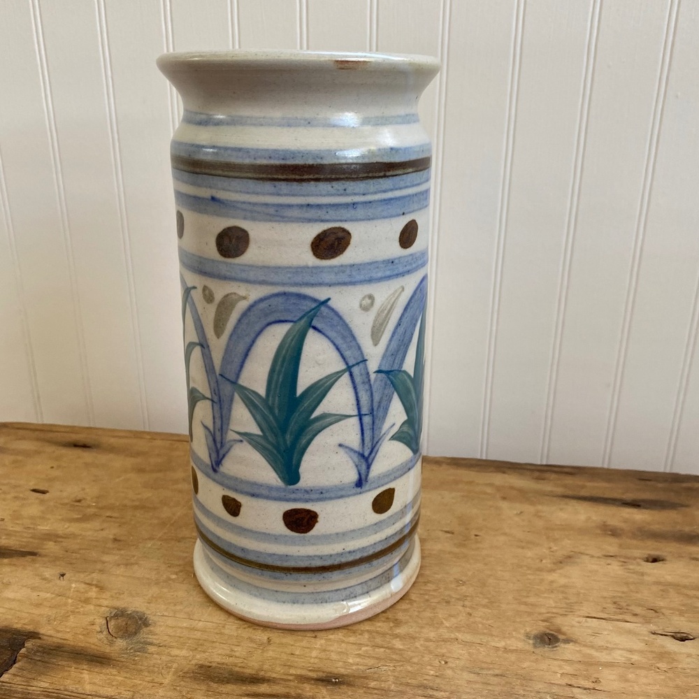 Jamestown Pottery Vase. Ceramic, Stoneware Container. Glazed Gray, Leaves, Dots